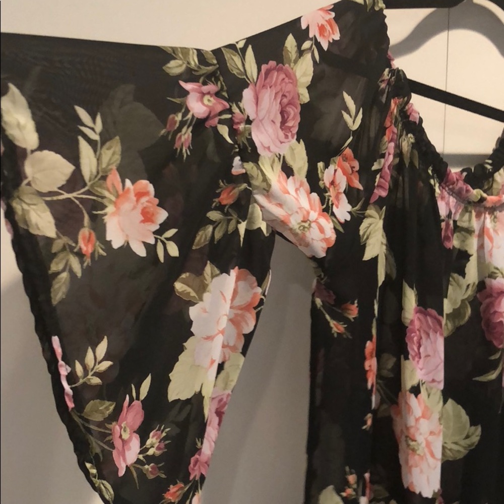 Chiffon bell sleeve blouse